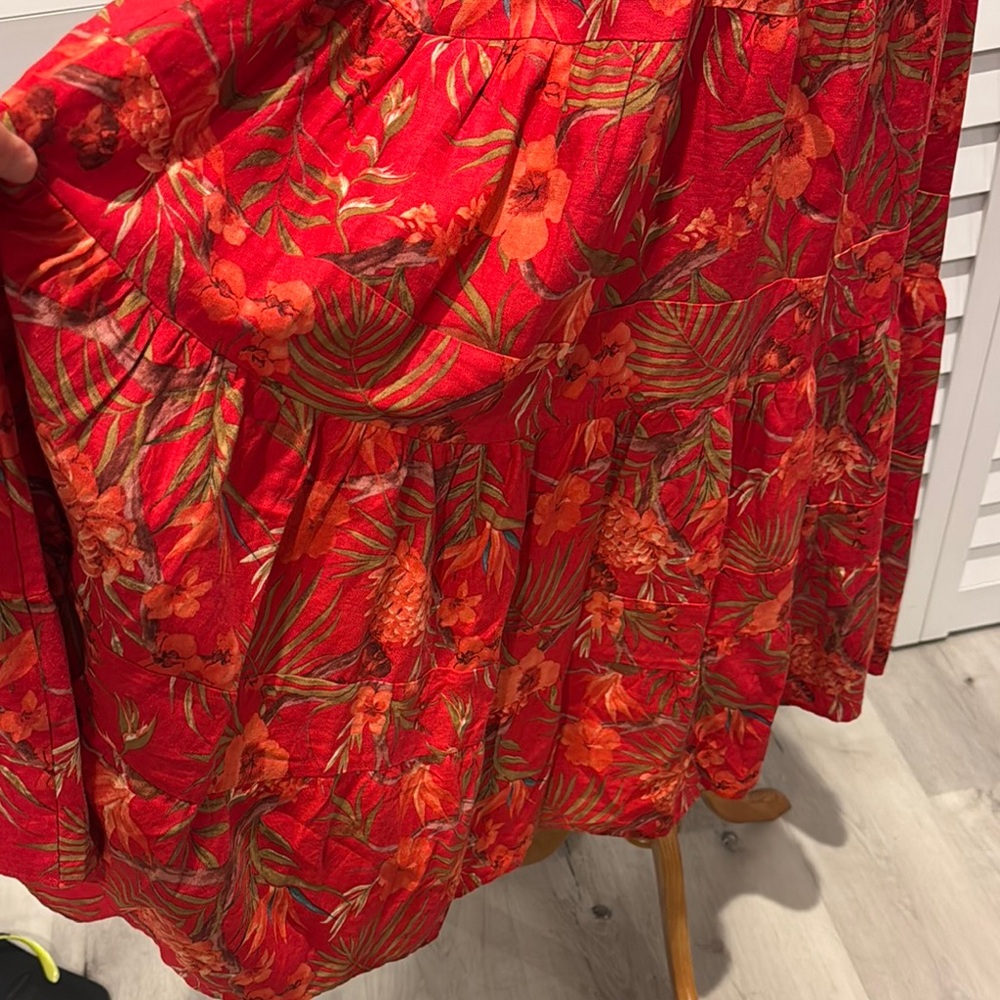 House of Harlow 1960 Colorful Tropical Maxi Sundress in a Rayon/linen blend - Picture 5 of 13